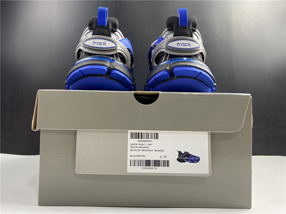 TRACK SNEAKER